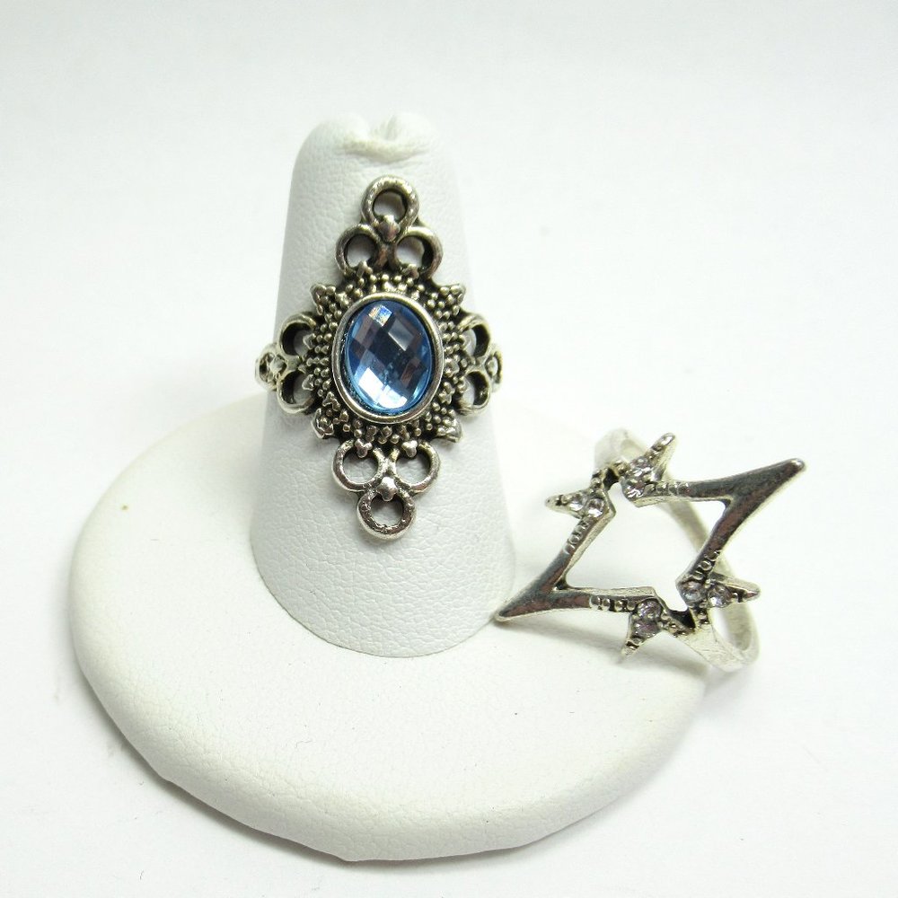Pair of size 7 fashion rings